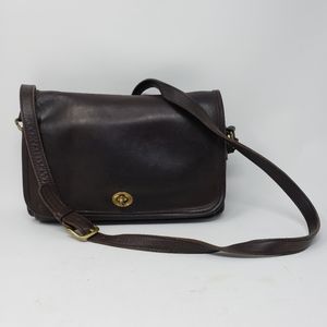 COPY - Vintage USA Coach 9812 Ridgefield flap bag